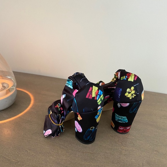 Open Toe Bowknot Block Heels - Picture 5 of 7